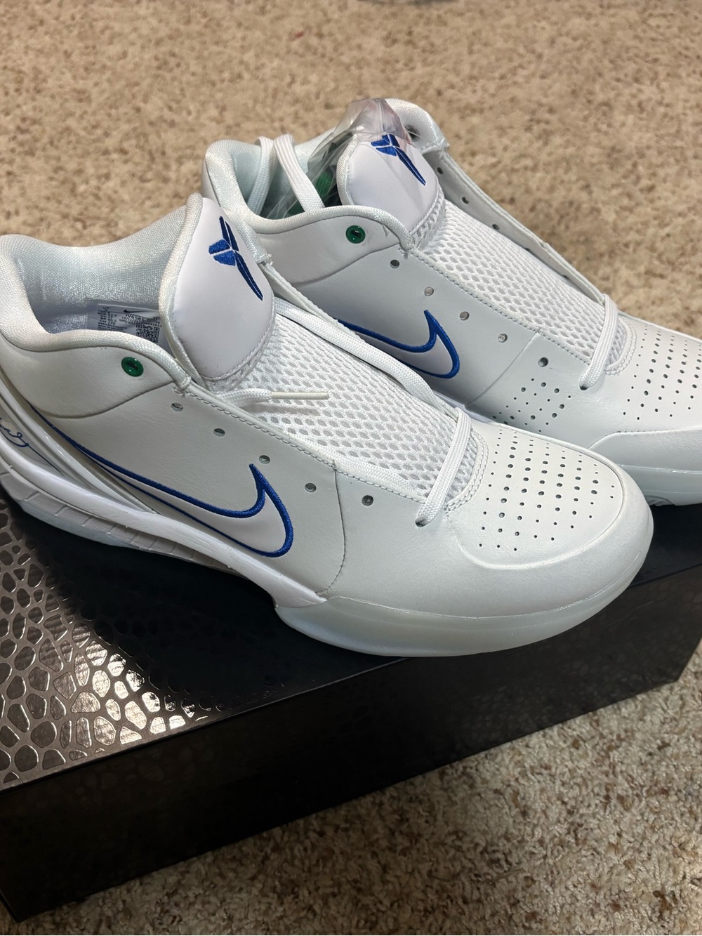 kobe 4 proto draft day